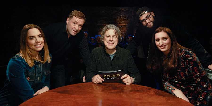 Alan Davies: As Yet Untitled. Image shows from L to R: Melanie Chisholm, Ardal O'Hanlon, Alan Davies, Jamali Maddix, Jessica Knappett. Copyright: Phil McIntyre Entertainment