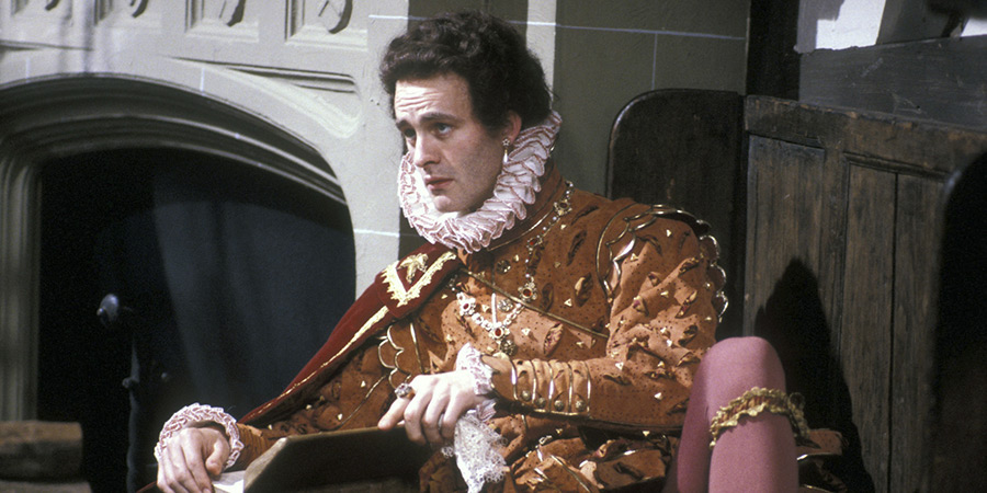 Blackadder. Percy (Tim McInnerny)