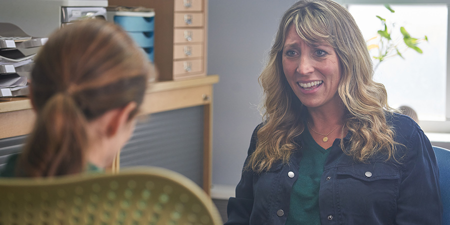 Breeders. Ally (Daisy Haggard). Copyright: Avalon Television