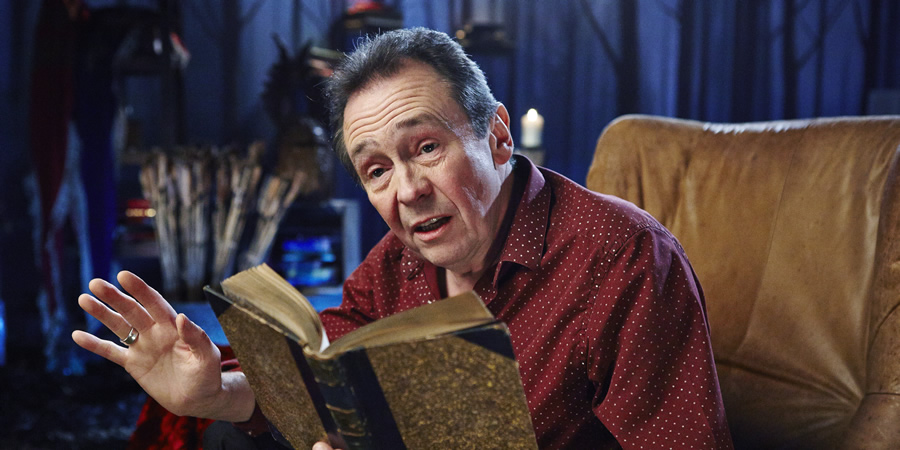 Crackanory. Paul Whitehouse. Copyright: Tiger Aspect Productions