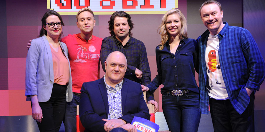 Dara O Briain's Go 8 Bit. Image shows from L to R: Ellie Gibson, Russell Howard, Dara O Briain, Sam Pamphilon, Rachel Riley, Steve McNeil. Copyright: DLT Entertainment Ltd.