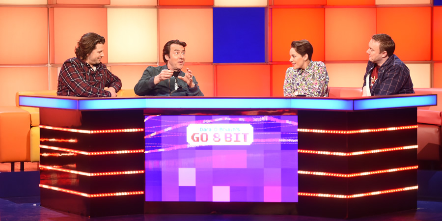 Dara O Briain's Go 8 Bit. Image shows from L to R: Sam Pamphilon, Jonathan Ross, Suzi Ruffell, Steve McNeil. Copyright: DLT Entertainment Ltd.