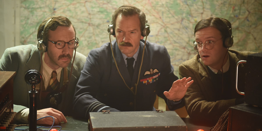 Drunk History. Image shows from L to R: Sir Barnes Wallis (Chris O'Dowd), Sir Arthur Harris (Alexander Armstrong), A.R. 'Dick' Collins (Tom Bennett). Copyright: Tiger Aspect Productions