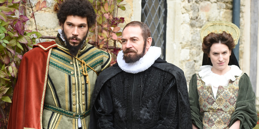 Drunk History. Image shows from L to R: Gilbert Gifford (Joel Fry), Frances Walsingham (Alexander Kirk), Elizabeth's Courtier (Sarah Daykin). Copyright: Tiger Aspect Productions