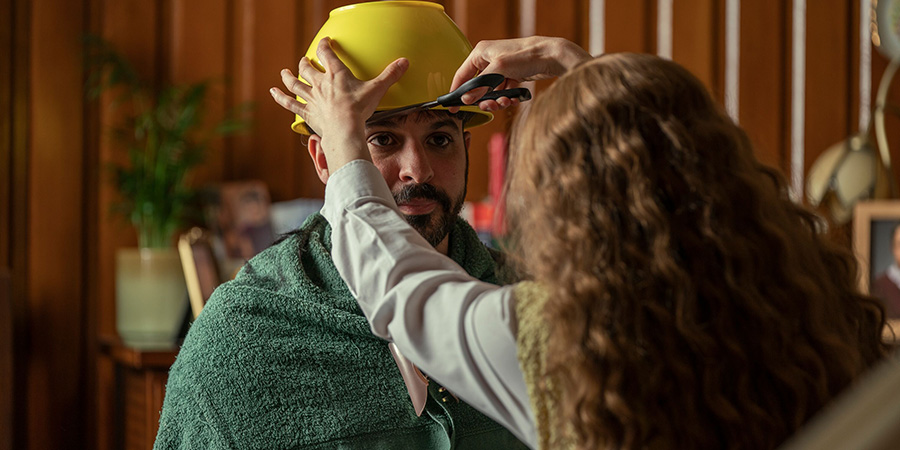 Everyone Else Burns. Image shows left to right: David Lewis (Simon Bird), Rachel (Amy James-Kelly)