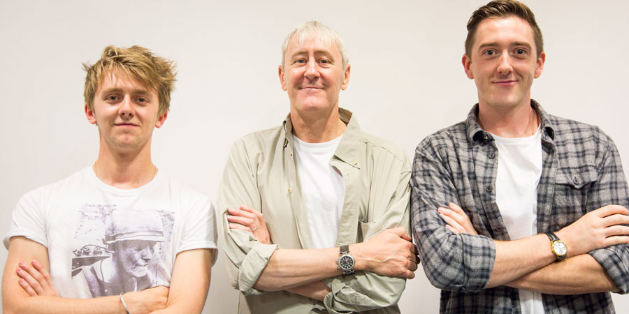 Goodnight Sweetheart. Image shows from L to R: Michael Sparrow (Tim Preston), Gary Sparrow (Nicholas Lyndhurst), George Sparrow (Liam Jeavons). Copyright: Retort