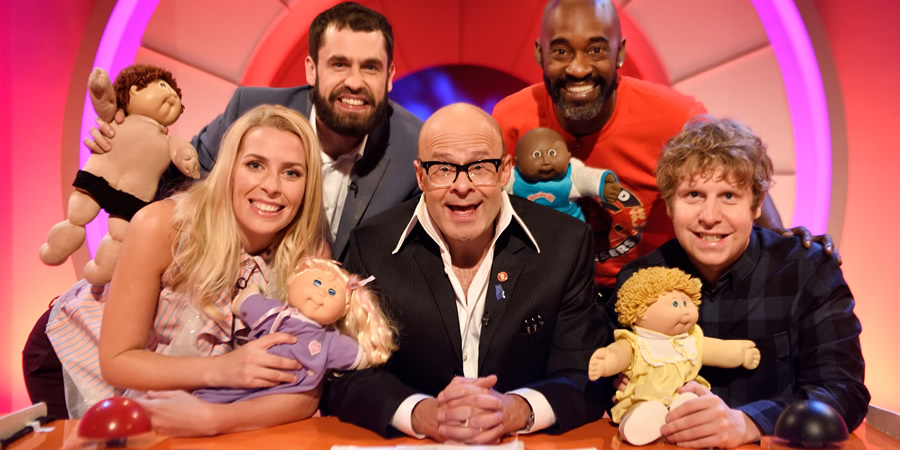 Harry Hill's Alien Fun Capsule. Image shows from L to R: Sara Pascoe, Kelvin Fletcher, Harry Hill, Patrick Robinson, Josh Widdicombe. Copyright: Nit TV