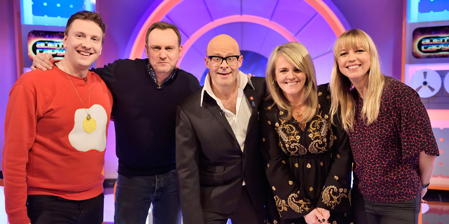 Harry Hill's Alien Fun Capsule. Image shows from L to R: Joe Lycett, Philip Glenister, Harry Hill, Sally Lindsay, Sara Cox. Copyright: Nit TV