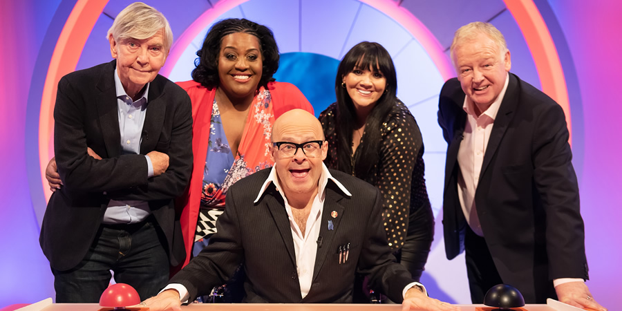 Harry Hill's Alien Fun Capsule. Image shows from L to R: Tom Courtenay, Alison Hammond, Harry Hill, Martine McCutcheon, Les Dennis. Copyright: Nit TV