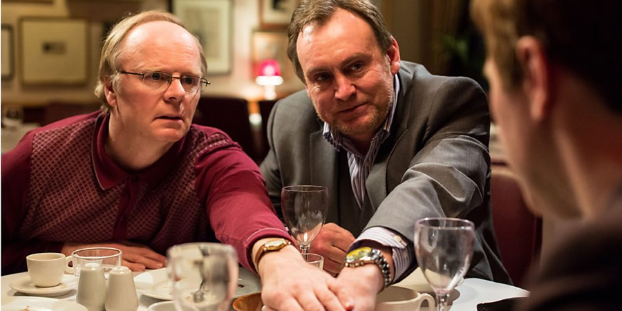 Inside No. 9. Image shows from L to R: Kevin (Jason Watkins), Craig (Philip Glenister). Copyright: BBC