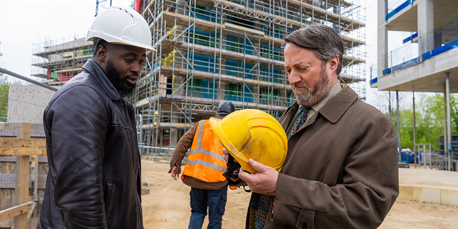 Ludwig. Image shows left to right: DI Russell Carter (Dipo Ola), John 'Ludwig' Taylor (David Mitchell)