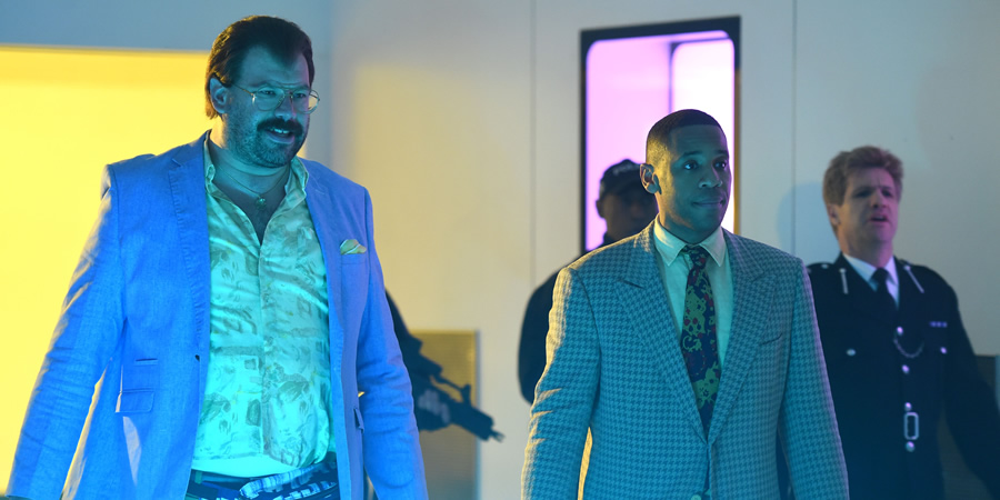 Murder In Successville. Image shows from L to R: DI Sleet (Tom Davis), Reggie Yates, Gordon Ramsay (Liam Hourican)