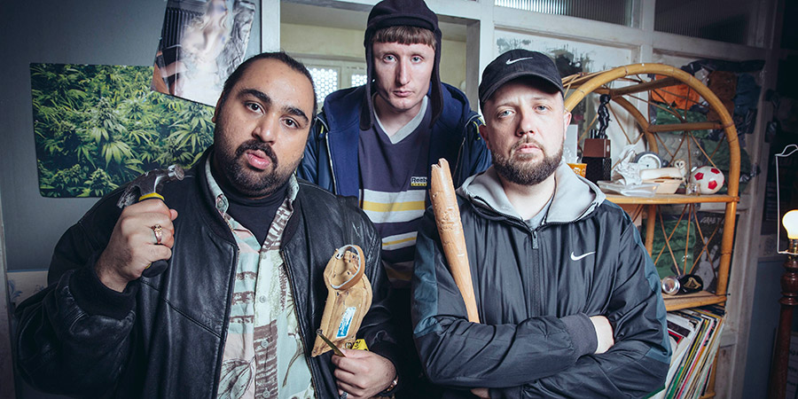 People Just Do Nothing. Image shows from L to R: Chabuddy G (Asim Chaudhry), Steves (Steve Stamp), Beats (Hugo Chegwin). Copyright: Roughcut Television