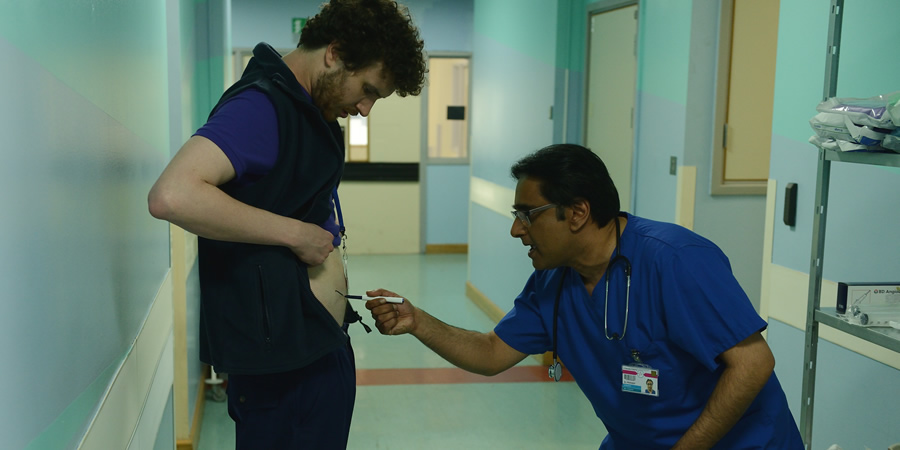 Porters. Image shows from L to R: Simon Porter (Edward Easton), Mr. Pradeep (Sanjeev Bhaskar)