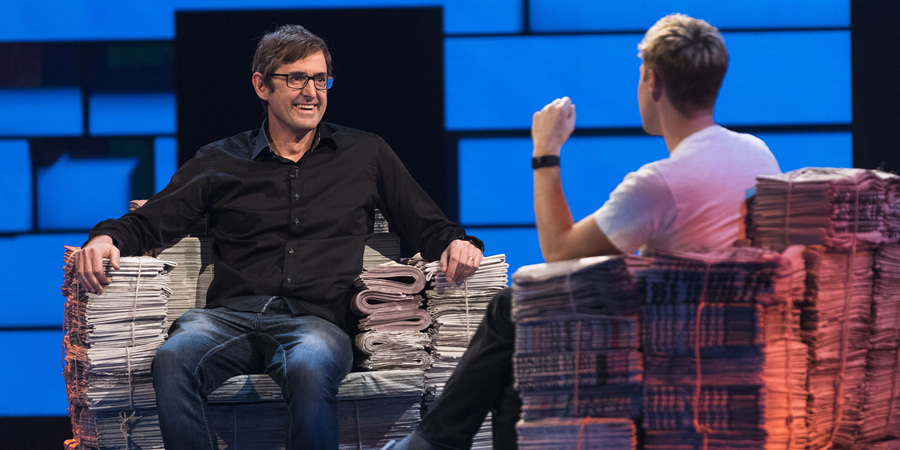 The Russell Howard Hour. Image shows from L to R: Louis Theroux, Russell Howard. Copyright: Avalon Television