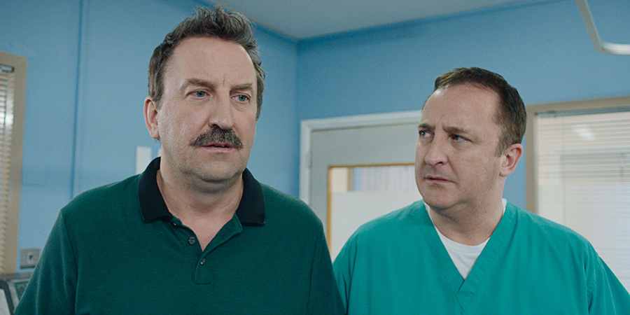 Semi-Detached. Image shows from L to R: Stuart (Lee Mack), Charlie (Neil Fitzmaurice). Copyright: Happy Tramp Productions