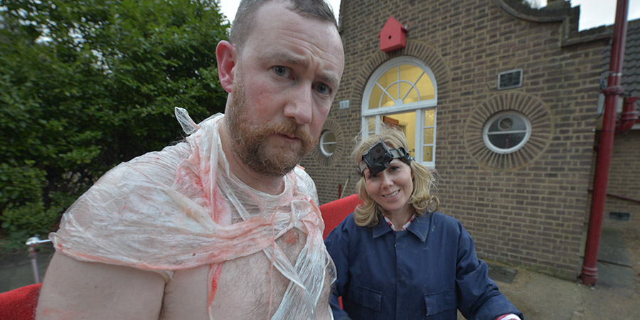 Taskmaster. Image shows from L to R: Alex Horne, Sally Phillips. Copyright: Avalon Television