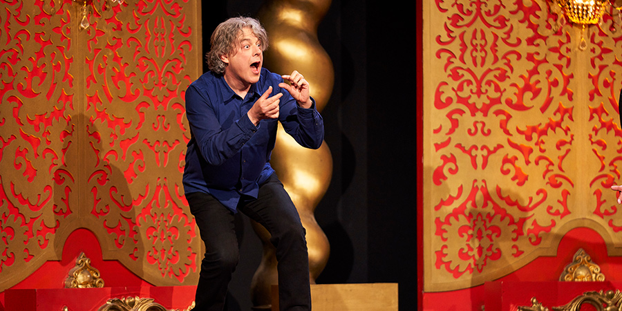 Taskmaster. Alan Davies. Copyright: Avalon Television