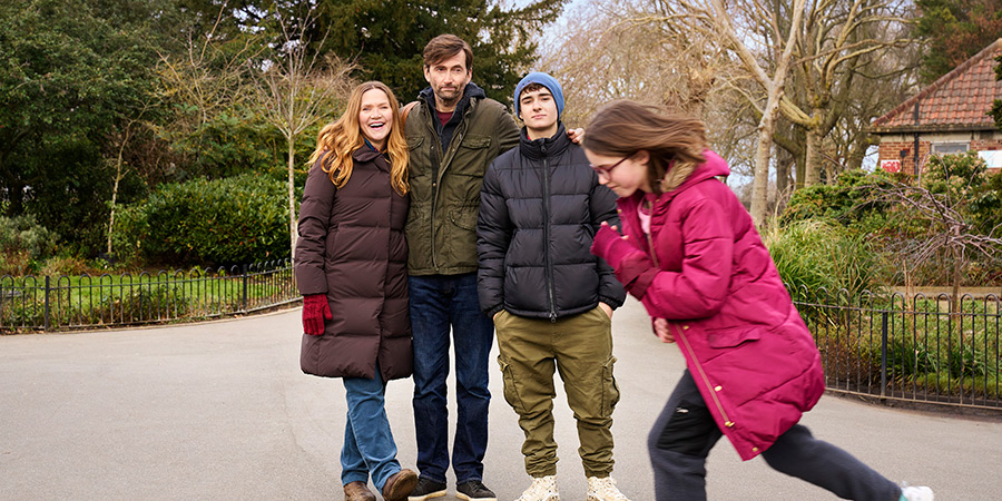 There She Goes. Image shows left to right: Emily (Jessica Hynes), Simon (David Tennant), Ben (Edan Hayhurst), Rosie (Miley Locke)