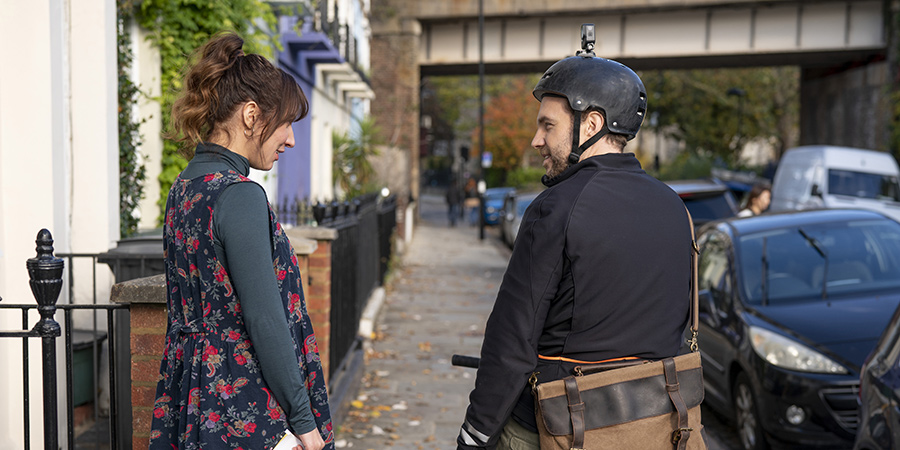 Trying. Image shows from L to R: Nikki Newman (Esther Smith), Jason Ross (Rafe Spall)