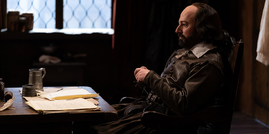 Upstart Crow. Will Shakespeare (David Mitchell). Copyright: BBC Studios