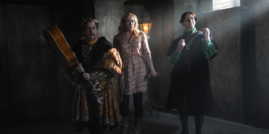 Yonderland. Image shows from L to R: Jim Howick, Debbie Maddox (Martha Howe-Douglas), Laurence Rickard. Copyright: Working Title Films