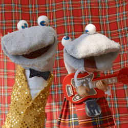 The Scottish Falsetto Sock Puppet Theatre - Chunky Woollen Nits. Copyright: Roughcut Television