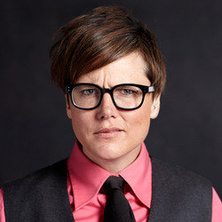 Hannah Gadsby: Happiness. Hannah Gadsby