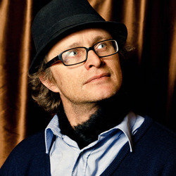 Simon Munnery: Fylm. Simon Munnery. Copyright: TalkbackThames