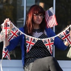 An American's Guide to Being Like, Totally British. Alexis Wieroniey. Copyright: The Comedy Unit