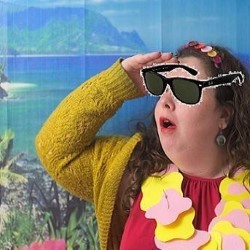 Alison Spittle Discovers Hawaii. Alison Spittle