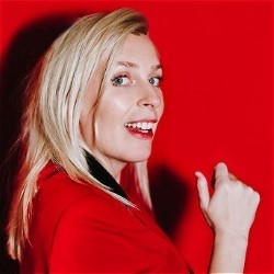 Sara Pascoe: Success Story. Sara Pascoe