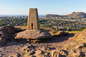 Blackford Hill is one of the seven hills of Edinburgh offering beautiful panoramic views over the city skyline. Credit: VisitScotland, Kenny Lam