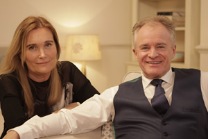 In Therapy. Image shows from L to R: Mandy Saligari, Bobby Davro. Copyright: Channel 5