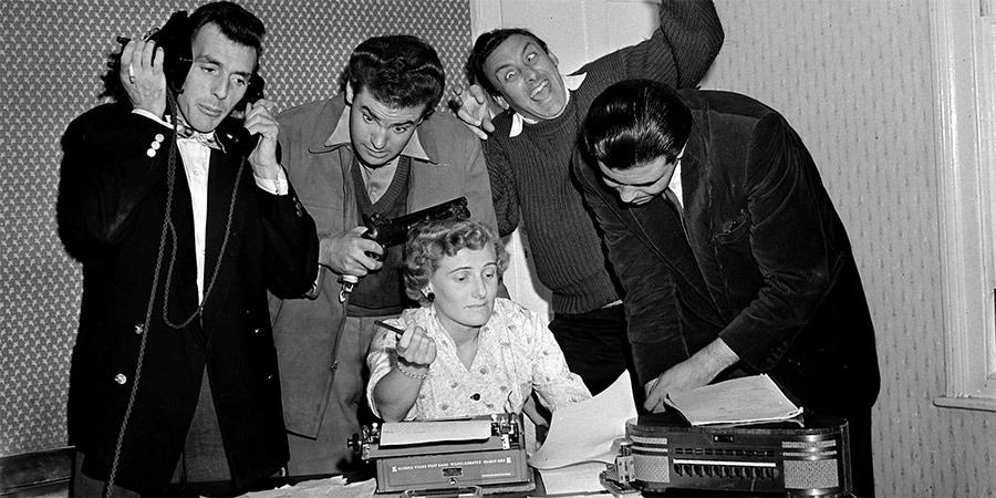 Associated London Scripts. Image shows left to right: Eric Sykes, Ray Galton, Beryl Vertue, Spike Milligan, Alan Simpson. Credit: Popperfoto