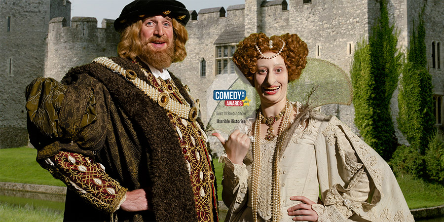 King Henry VIII and Queen Elizabeth I. Photograph by Eleanor Howarth. Image shows left to right: Tom Stourton, Harrie Hayes