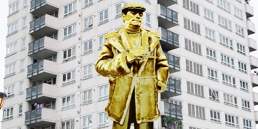 Mock-up of a statue of Del Boy. Copyright: UKTV