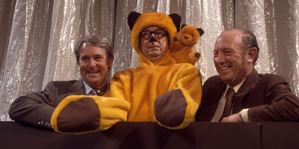 Ernie wise, Eric Morecambe, Sooty and Harry Corbett, 27/10/1972. Copyright: BBC History