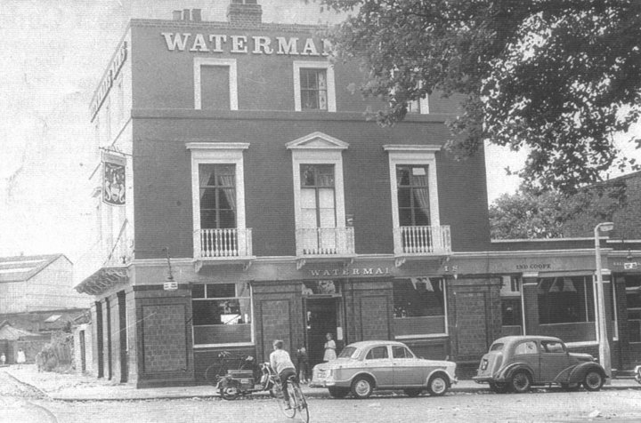 Watermans Arms on the Isle of Dogs, pictured in 1962