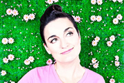 Zoe Lyons