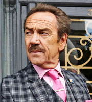 Bull. Rupert Bull (Robert Lindsay). Copyright: John Stanley Productions