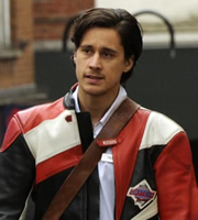 Fresh Meat. Javier (Peter Gadiot). Copyright: Objective Productions / Lime Pictures