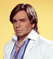 Garth Marenghi's Darkplace. Todd Rivers / Dr. Lucien Sanchez (Matt Berry). Copyright: Avalon Television