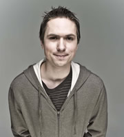 The Inbetweeners. Simon Cooper (Joe Thomas). Copyright: Bwark Productions