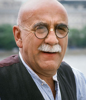 Till Death Us Do Part. Alf Garnett (Warren Mitchell). Copyright: BBC