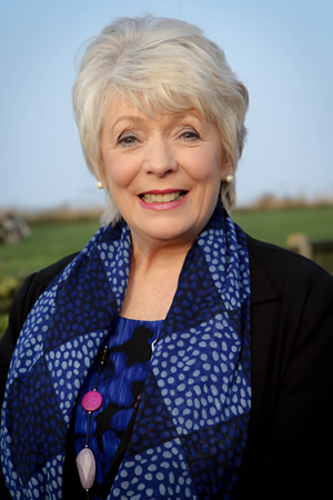 Boomers. Joyce (Alison Steadman). Copyright: Hat Trick Productions