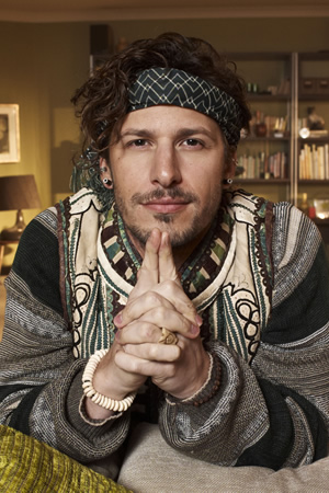 Cuckoo. Cuckoo (Andy Samberg). Copyright: Roughcut Television