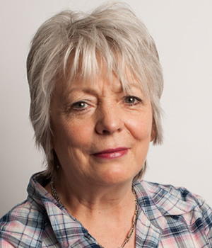 Gloomsbury. Ginny Fox (Alison Steadman). Copyright: Little Brother Productions