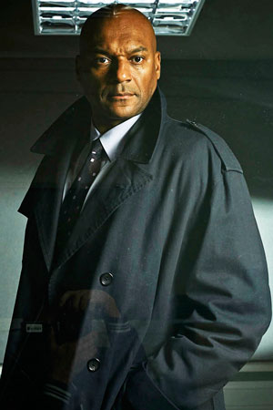 No Offence. Det. Sup. Darren Maclaren (Colin Salmon). Copyright: AbbottVision