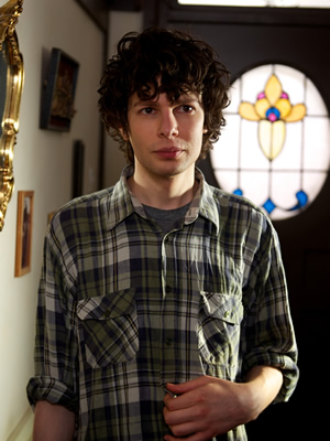 Grandma's House. Simon (Simon Amstell). Copyright: Tiger Aspect Productions